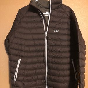 Like new great puffer coat!
